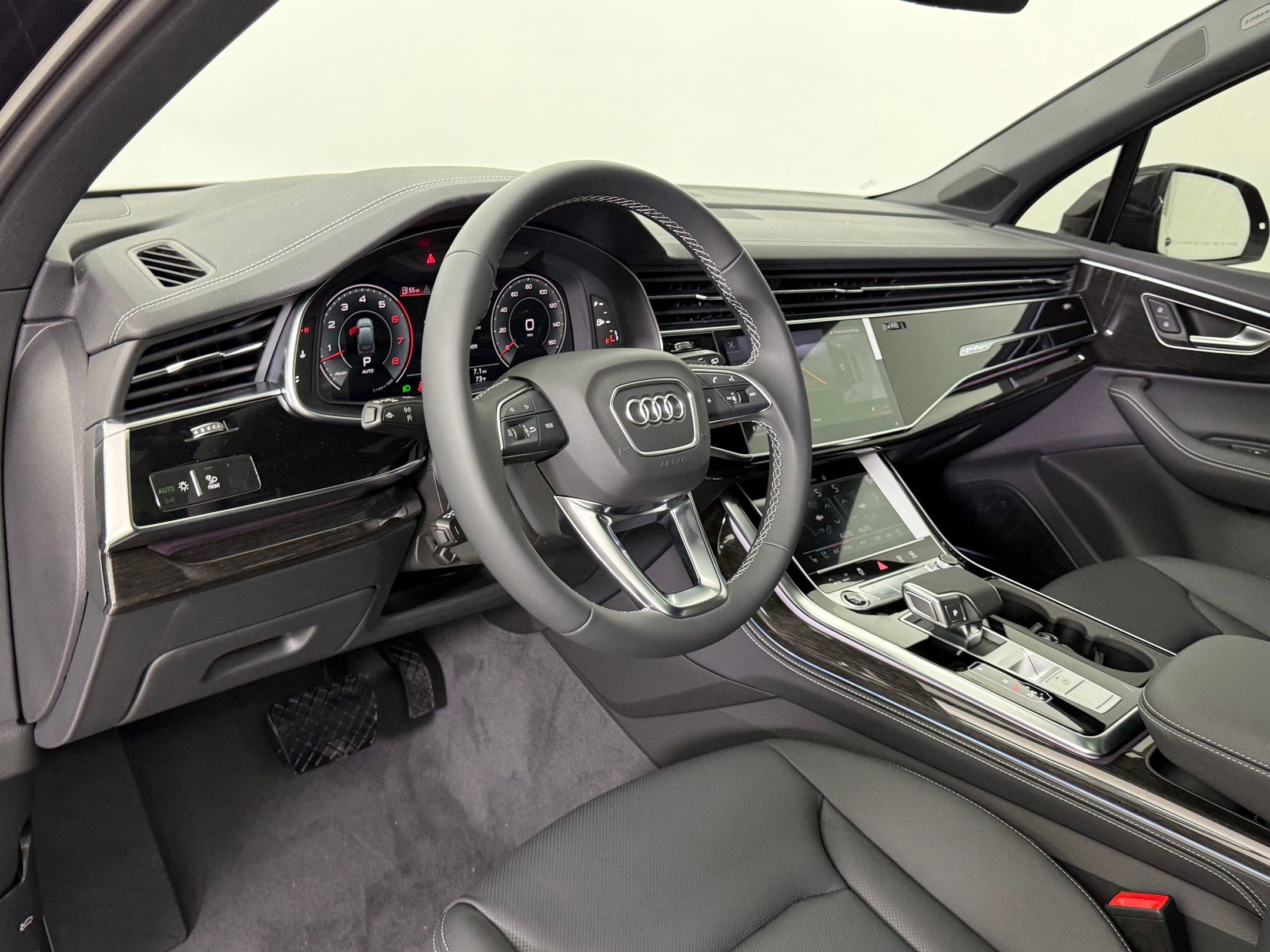 New 2026 Audi Q7 3.0T Premium Plus AWD/4WD image 4