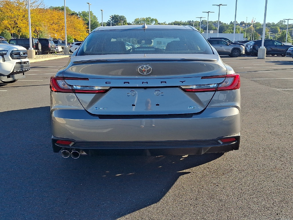 New 2026 Toyota Camry SE w/ Convenience Package FWD image 5