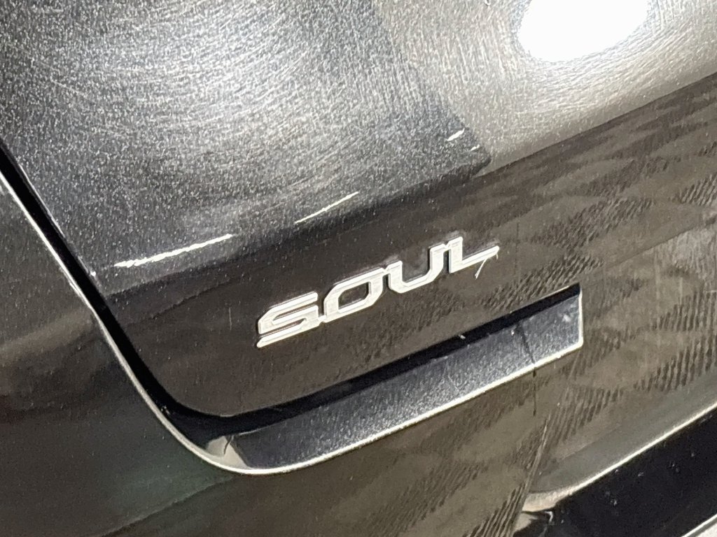 Used 2024 Kia Soul LX w/ Option Group 015 FWD image 23