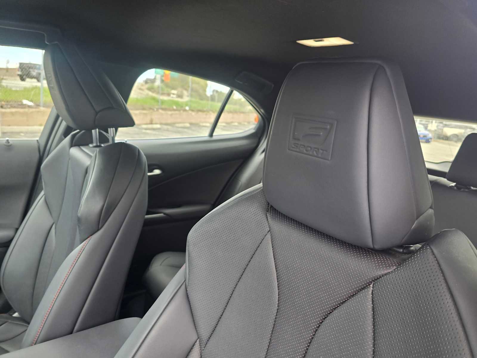 Used 2022 Lexus UX 250h F Sport w/ Accessory Package (Z2) image 24