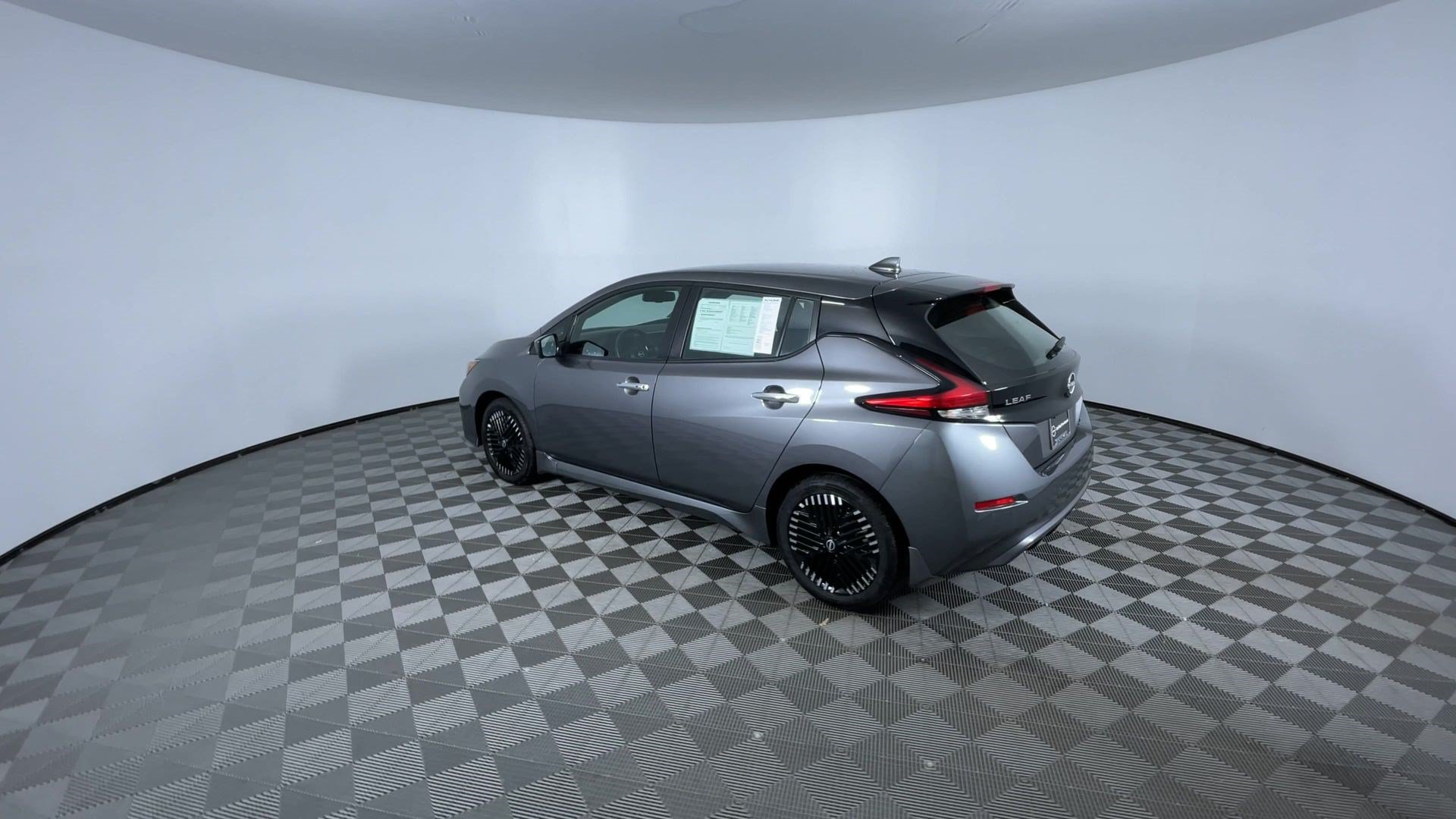 Certified 2025 Nissan Leaf SV Plus FWD image 7