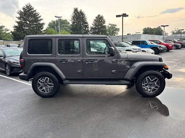 New 2026 Jeep Wrangler Unlimited Sahara AWD/4WD image 28