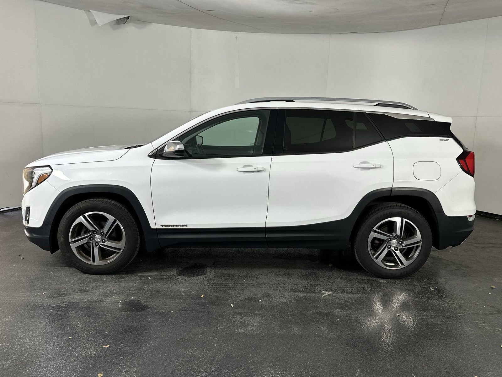 Used 2018 GMC Terrain SLT w/ Preferred Package FWD image 5
