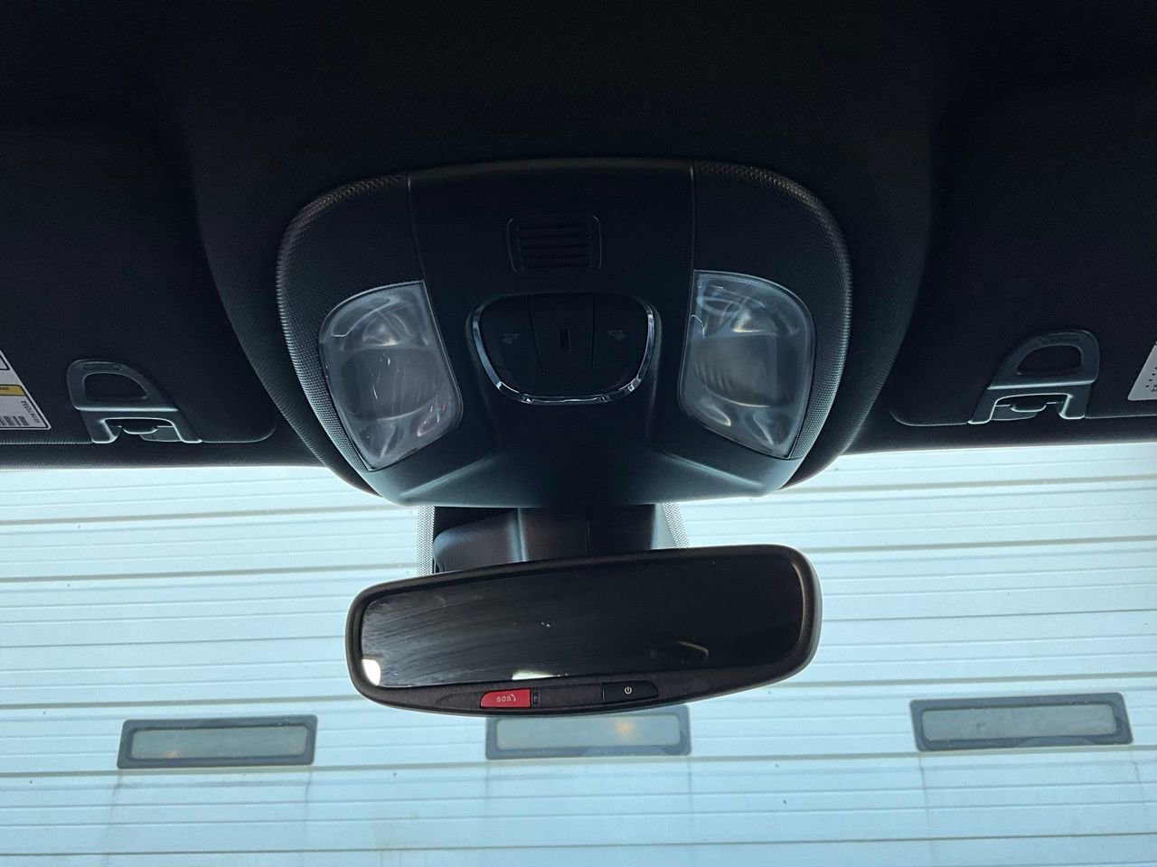 Used 2025 Jeep Compass Trailhawk image 16