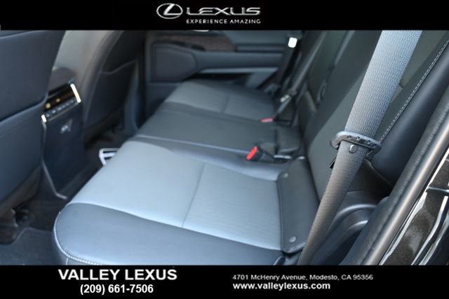 Certified 2025 Lexus GX 550 w/ Accessory Package (Z1) AWD/4WD image 11
