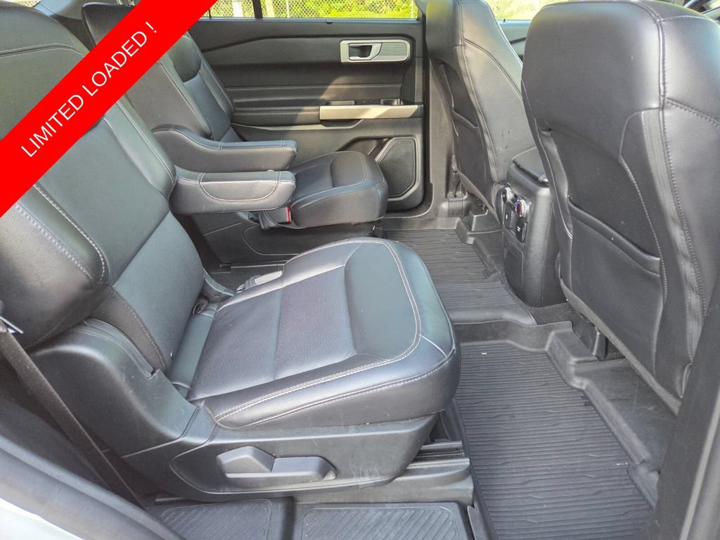 Used 2023 Ford Explorer Limited w/ Equipment Group 301A RWD image 17