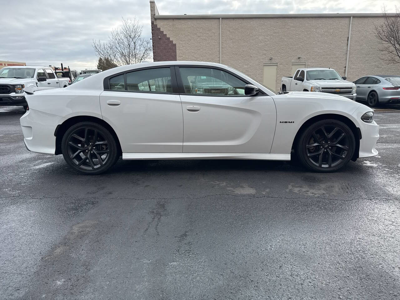 Used 2022 Dodge Charger R/T w/ Plus Group image 9