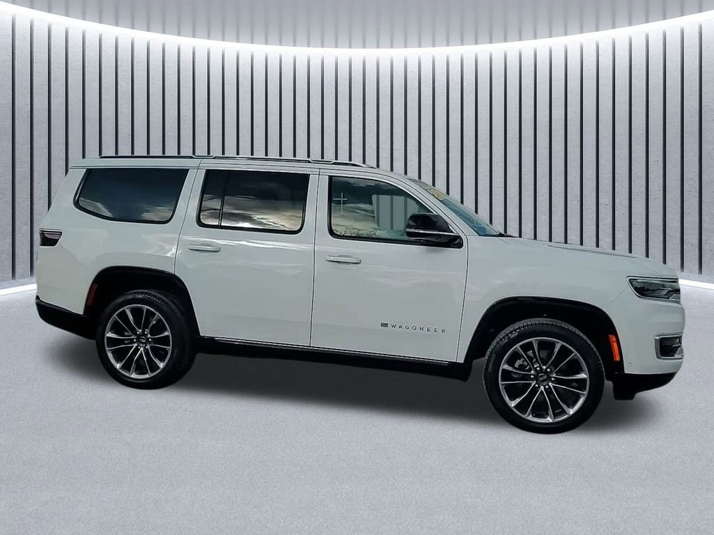 Certified 2024 Jeep Wagoneer Series III w/ Premium Group I image 4