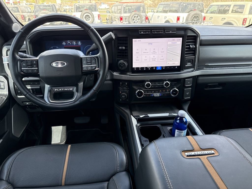 Used 2024 Ford F250 Platinum image 22