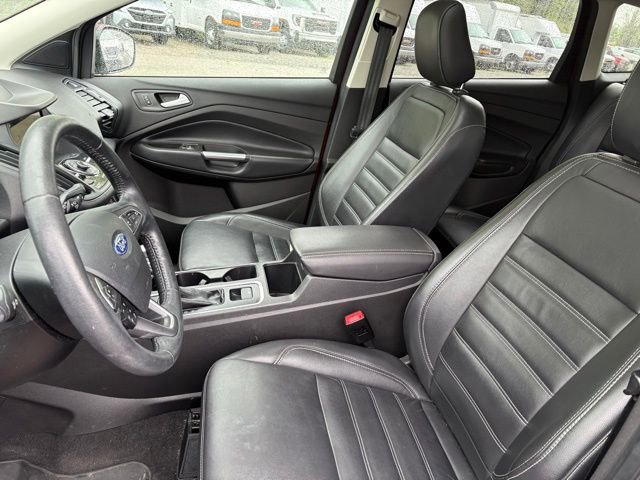 Used 2019 Ford Escape Titanium AWD/4WD image 9