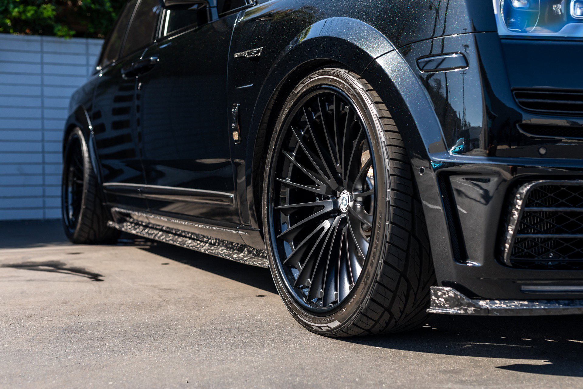 Used 2021 Rolls-Royce Cullinan image 17