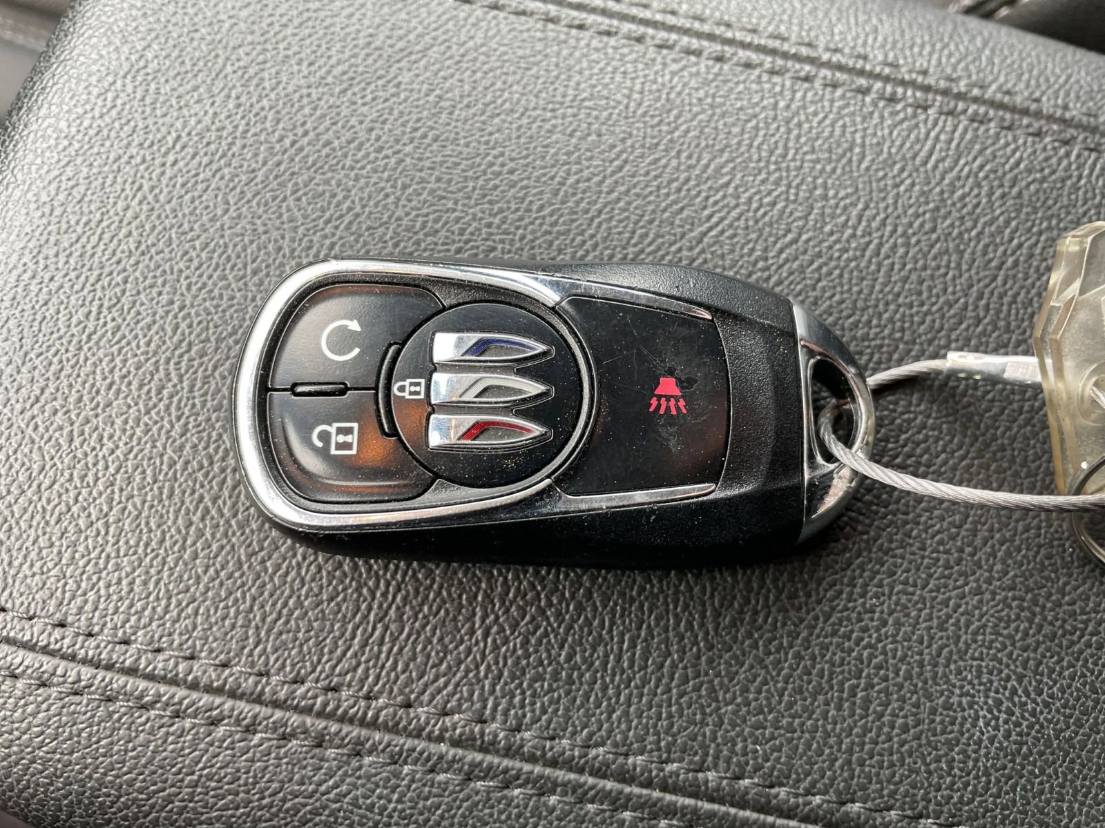 Used 2025 Buick Encore GX Preferred image 21