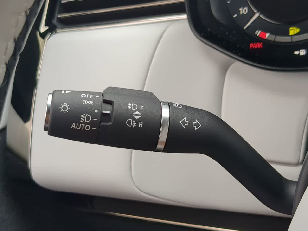 Certified 2025 Land Rover Range Rover Sport Dynamic SE image 29