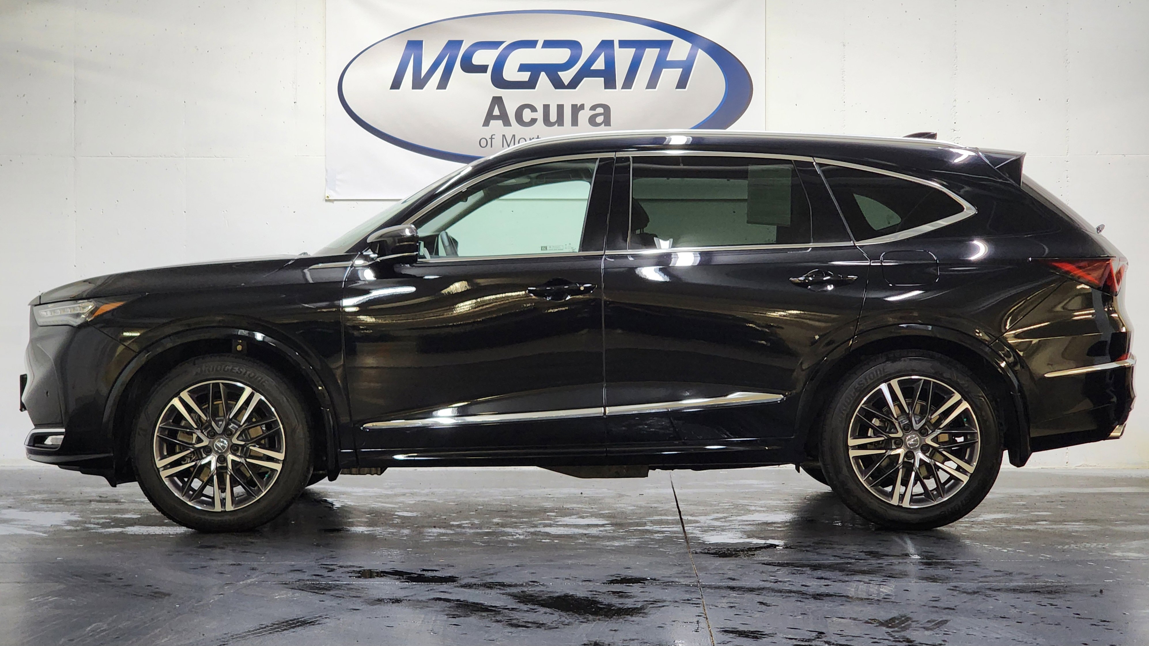 Certified 2026 Acura MDX SH-AWD w/ Advance Package image 9
