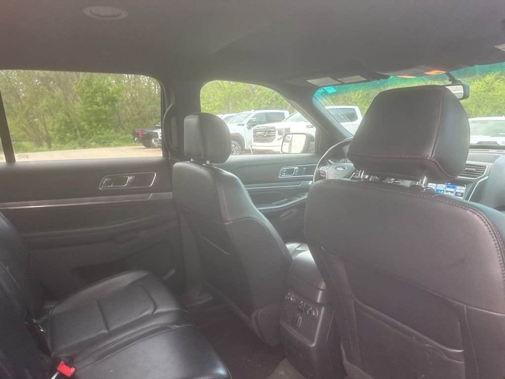Used 2017 Ford Explorer Sport AWD/4WD image 13