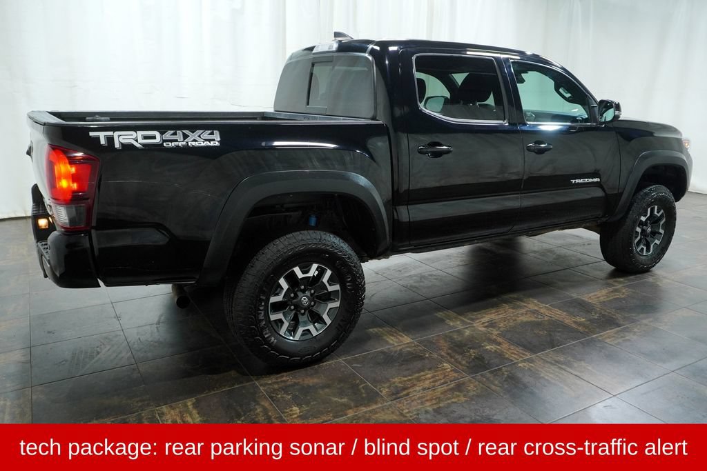 Used 2018 Toyota Tacoma TRD Off-Road w/ Technology Package AWD/4WD image 4