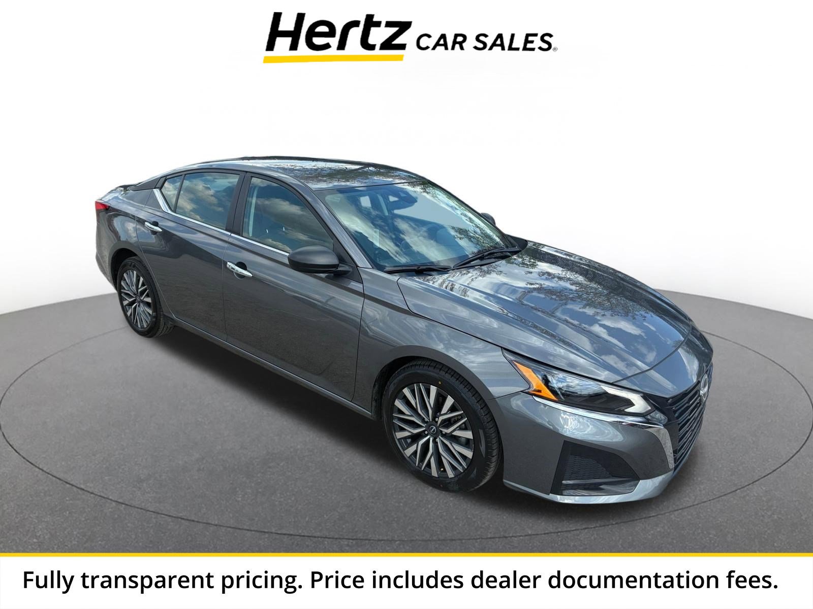 Used 2025 Nissan Altima 2.5 SV FWD image 1