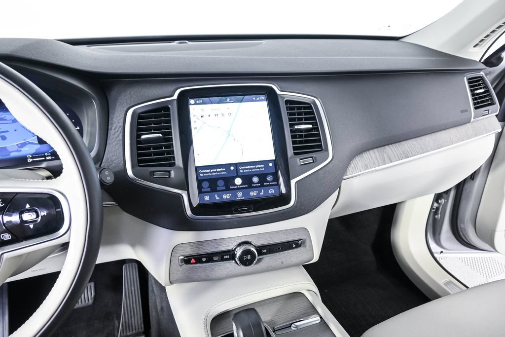 Certified 2025 Volvo XC90 T8 Core w/ Protection Package AWD/4WD image 14