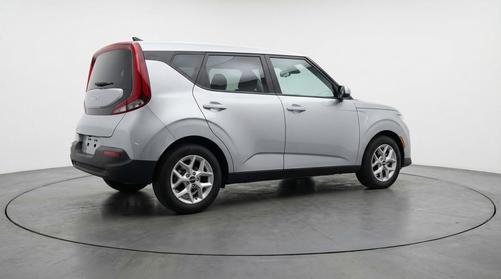 Used 2025 Kia Soul LX w/ LX Technology Package image 7