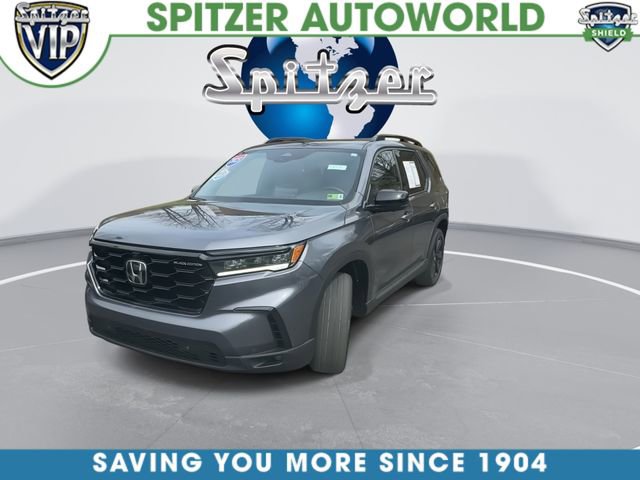 Used 2025 Honda Pilot Black Edition image 4