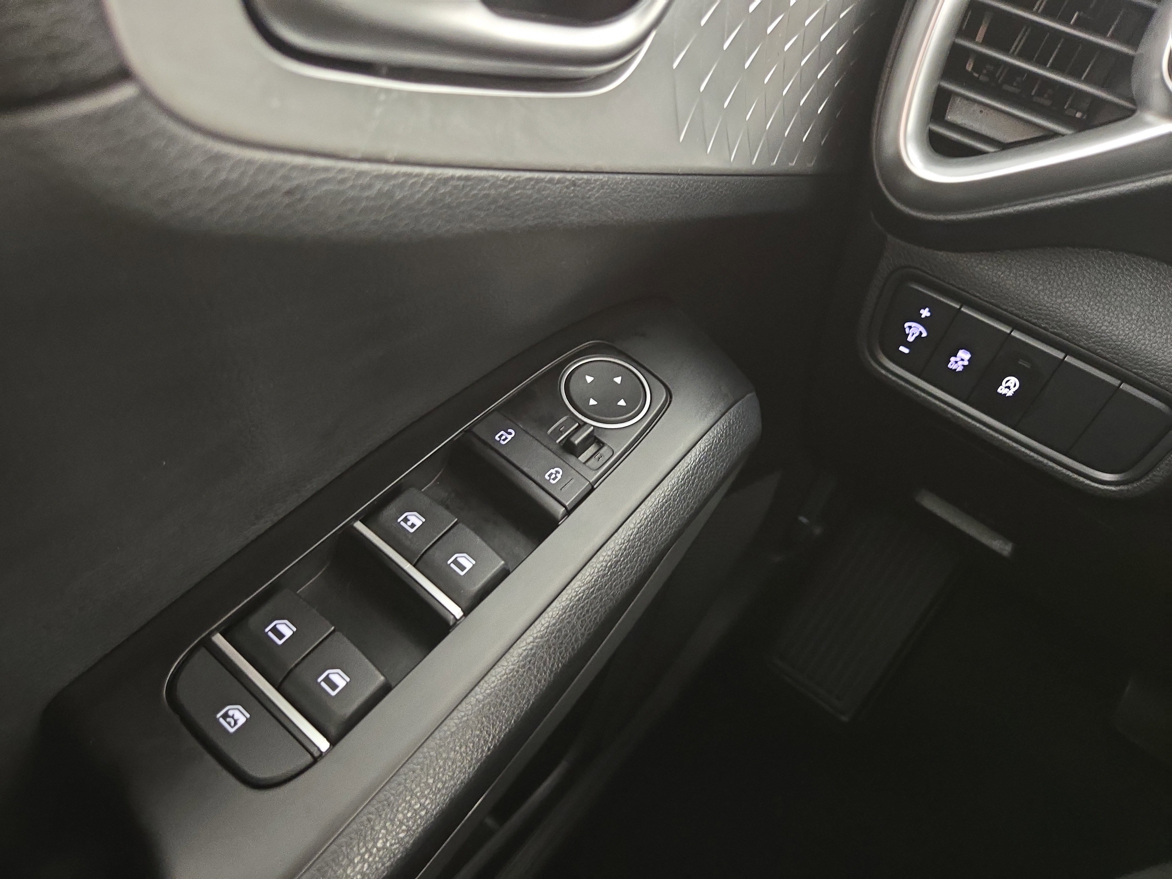 Used 2023 Kia Soul LX w/ LX Technology Package image 24