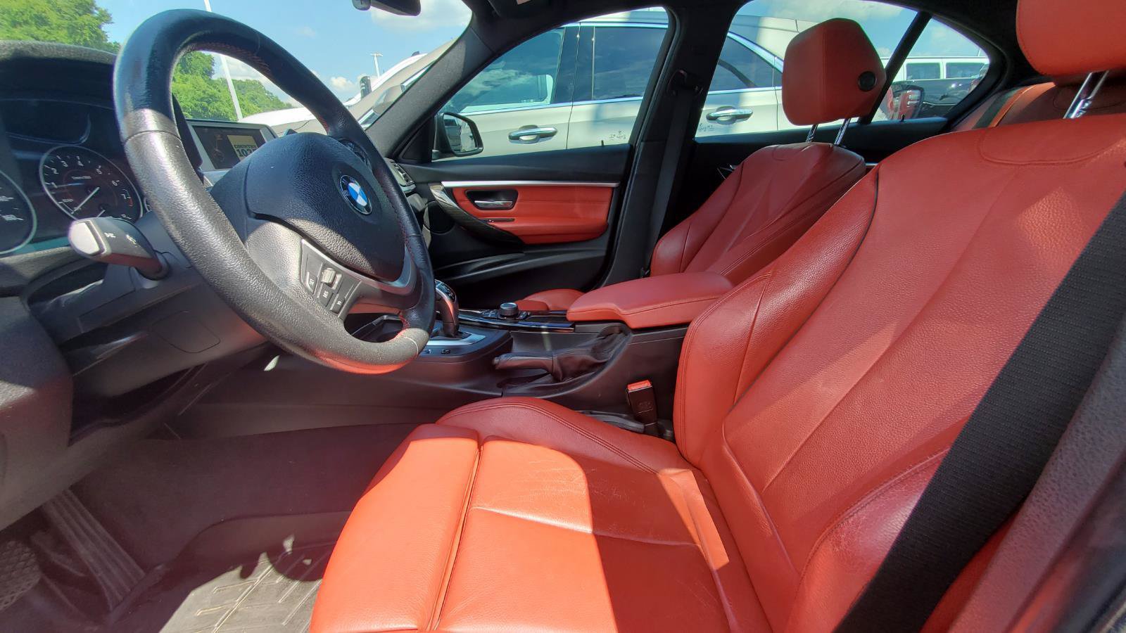 Used 2017 BMW 330i Sedan RWD image 3