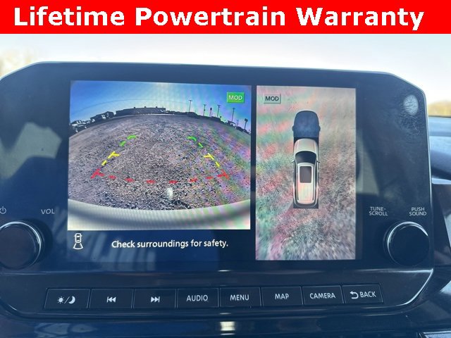 Used 2024 Nissan Pathfinder SL w/ Cargo Package image 16