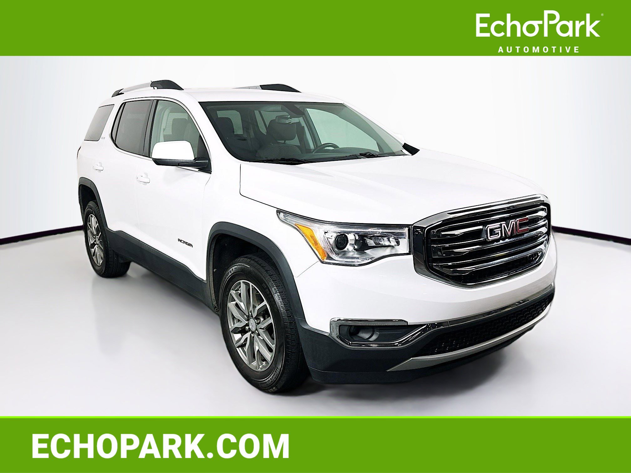 Used 2019 GMC Acadia SLE image 1