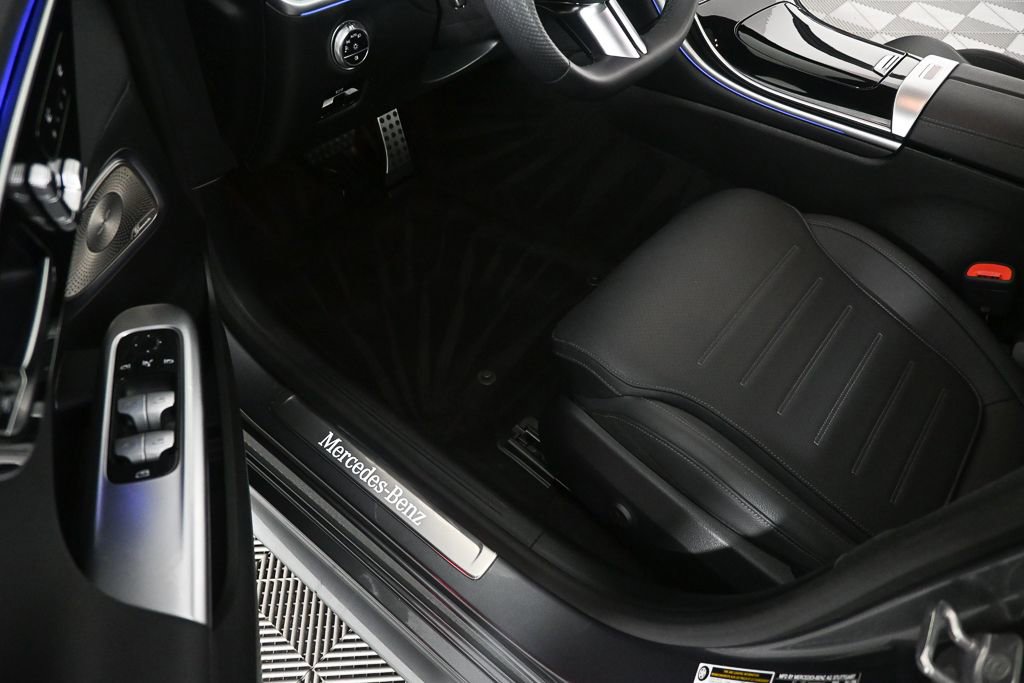 Certified 2025 Mercedes-Benz C 300 Sedan image 7