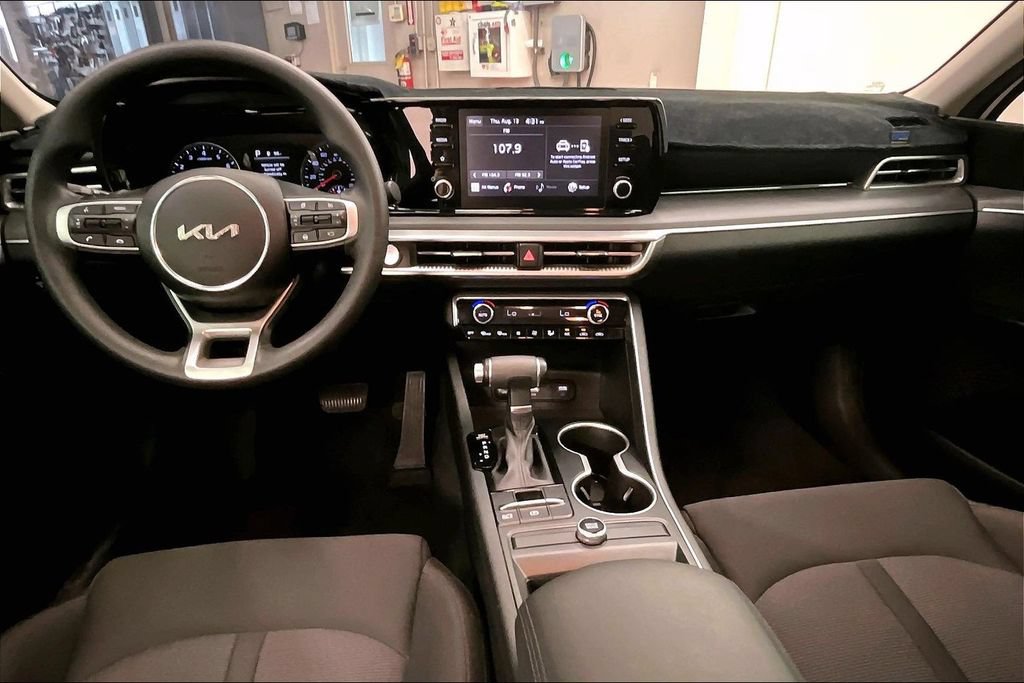 Used 2023 Kia K5 LXS FWD image 14