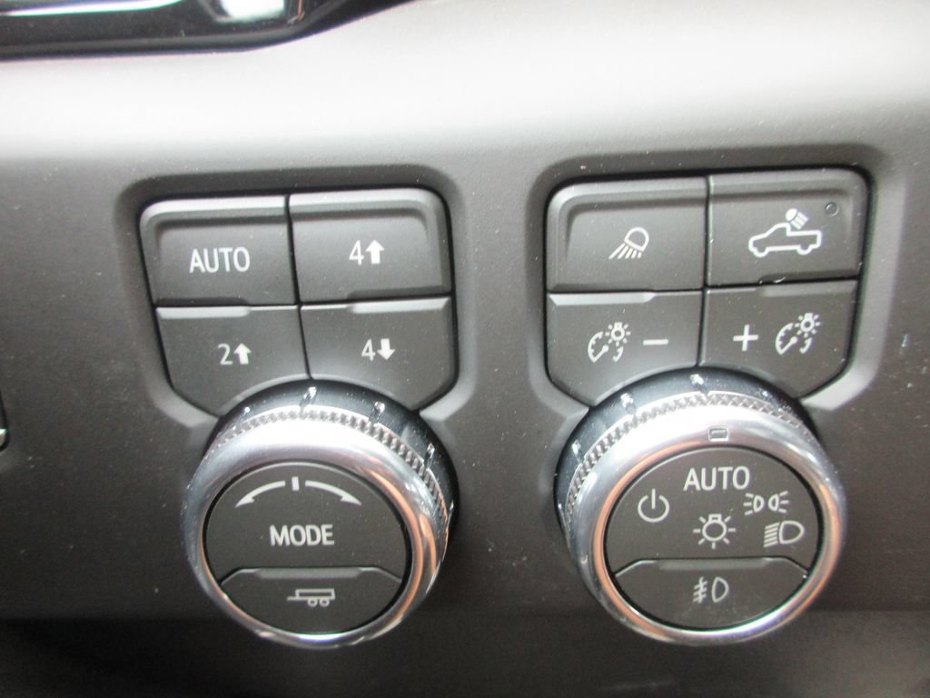 New 2026 GMC Sierra 1500 AT4X AWD/4WD image 17