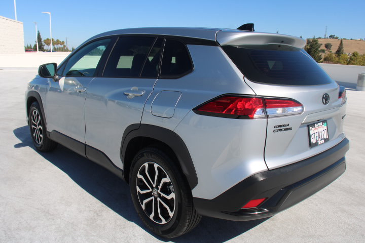 Certified 2025 Toyota Corolla Cross AWD Hybrid image 5