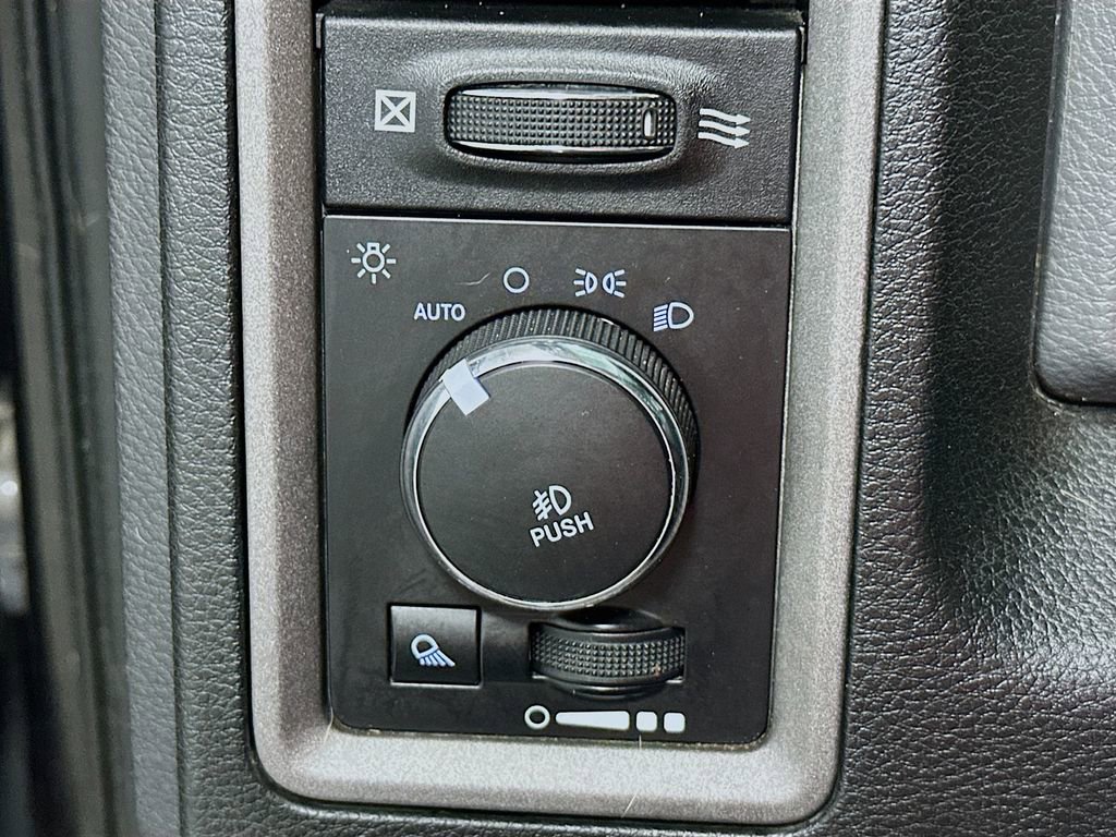 Used 2017 RAM 1500 Express w/ Black Ram 1500 Express Group AWD/4WD image 11