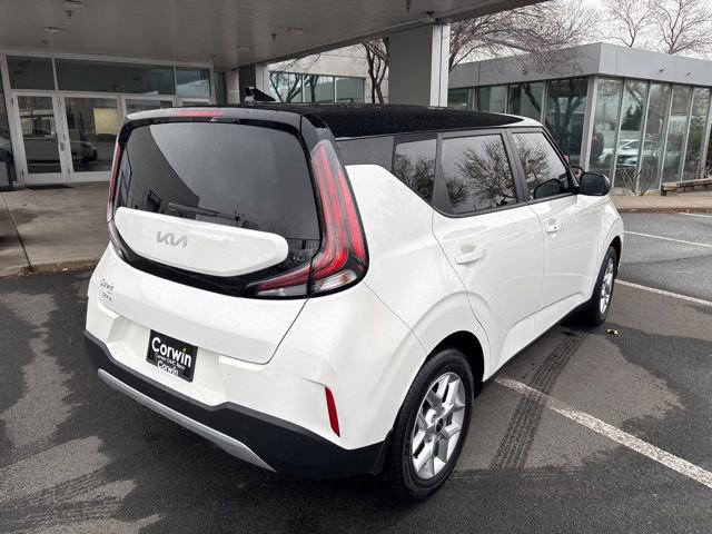 Used 2024 Kia Soul S image 8