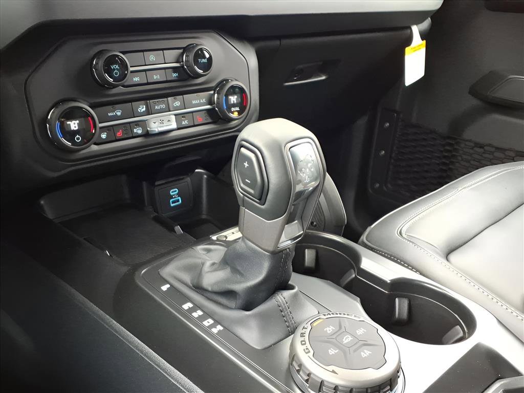 New 2025 Ford Bronco Badlands w/ Sasquatch Package image 13