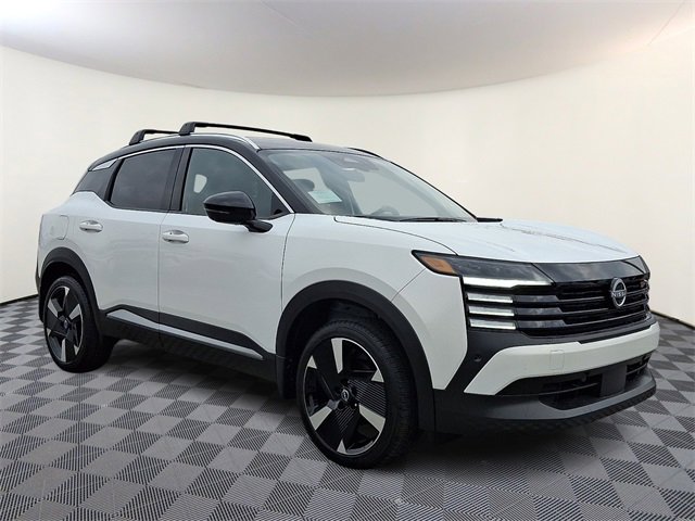 New 2026 Nissan Kicks SR w/ Cold Weather Package image 1