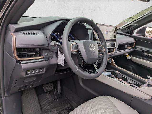 New 2026 Toyota Grand Highlander AWD Hybrid image 3