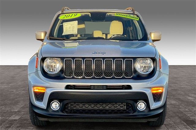 Used 2019 Jeep Renegade Latitude w/ Popular Equipment Group image 3