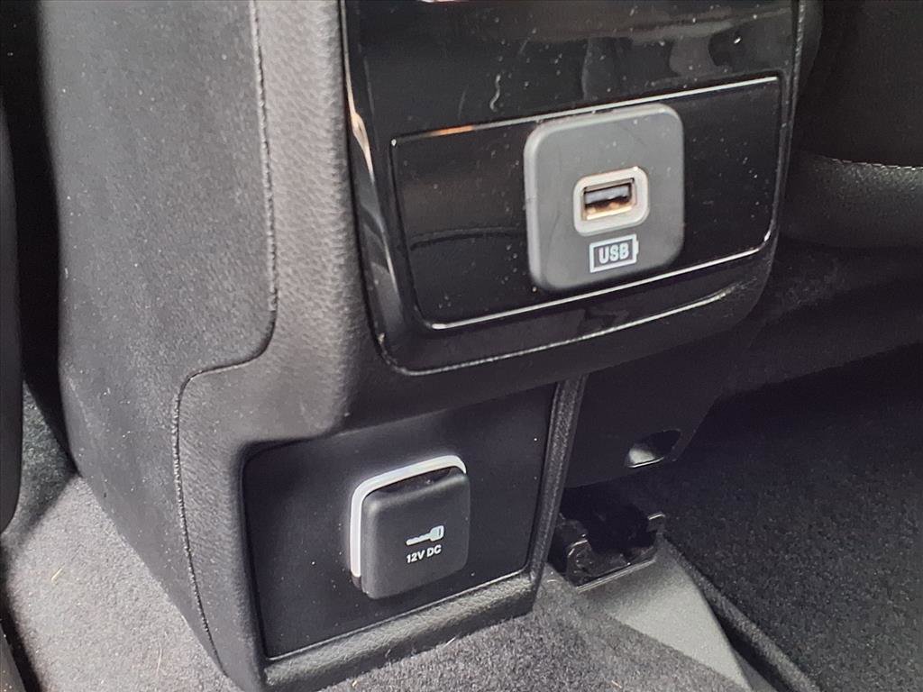 Used 2024 Jeep Compass Latitude image 13