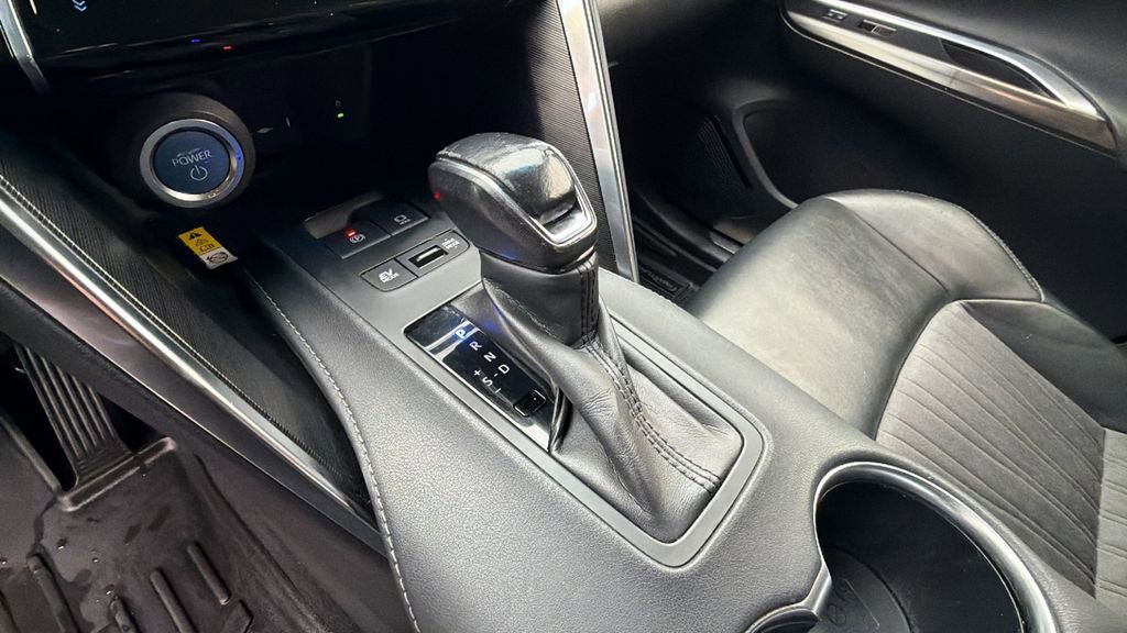 Used 2021 Toyota Venza XLE w/ Carpet Mat Package (TMS) image 24