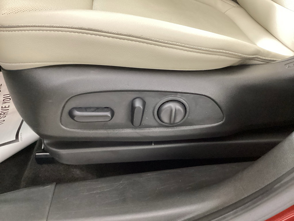 Used 2024 Buick Encore GX Sport Touring w/ Comfort Package FWD image 15