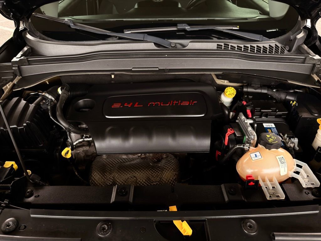 Used 2015 Jeep Renegade Latitude w/ Popular Equipment Group FWD image 52