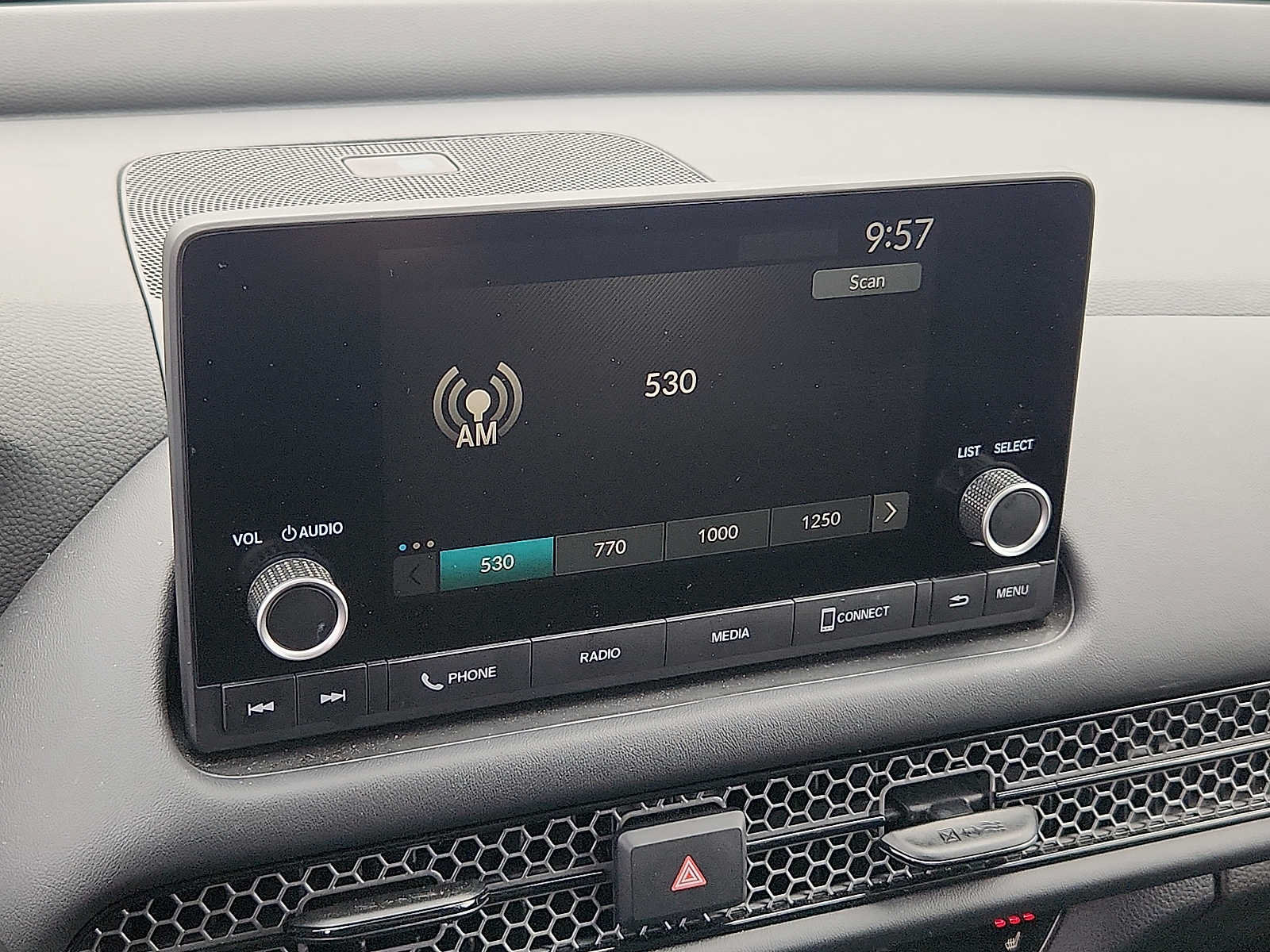 Certified 2025 Honda HR-V Sport image 16