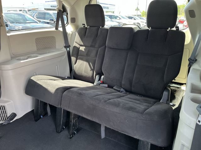 Used 2014 Dodge Grand Caravan SXT FWD image 18