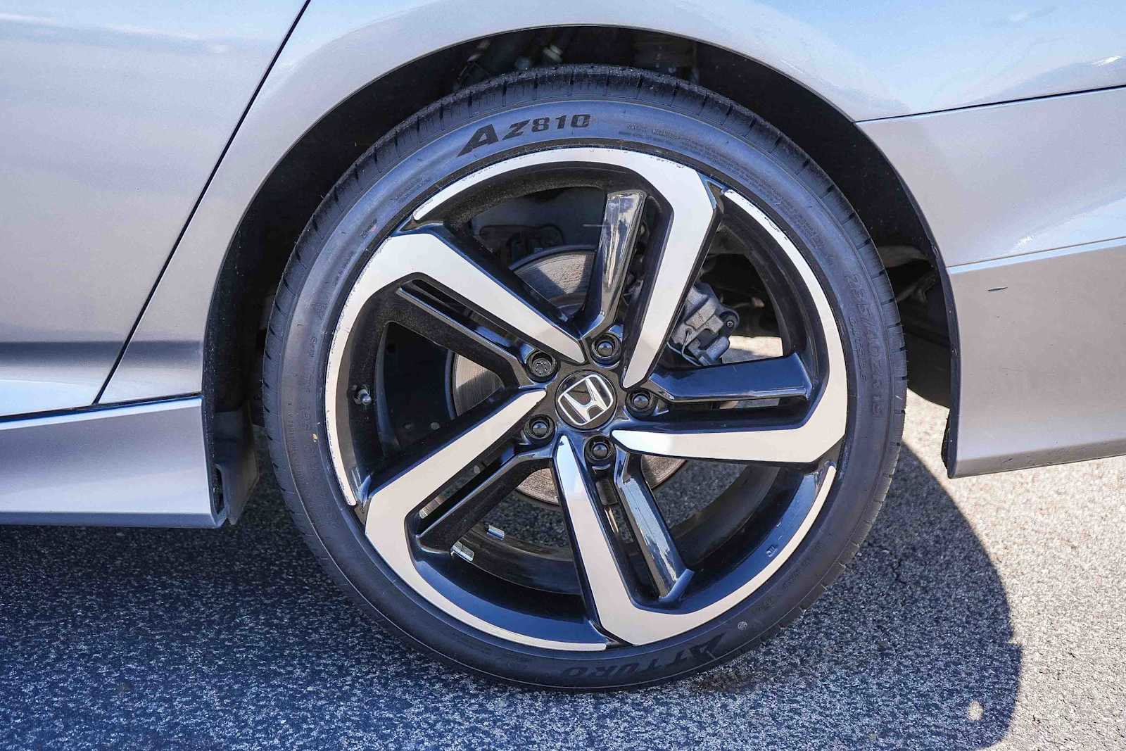 Used 2019 Honda Accord Sport image 10