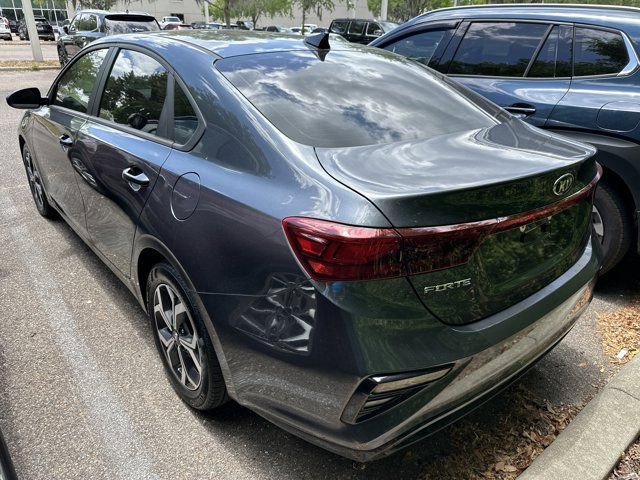 Used 2021 Kia Forte LXS FWD image 4