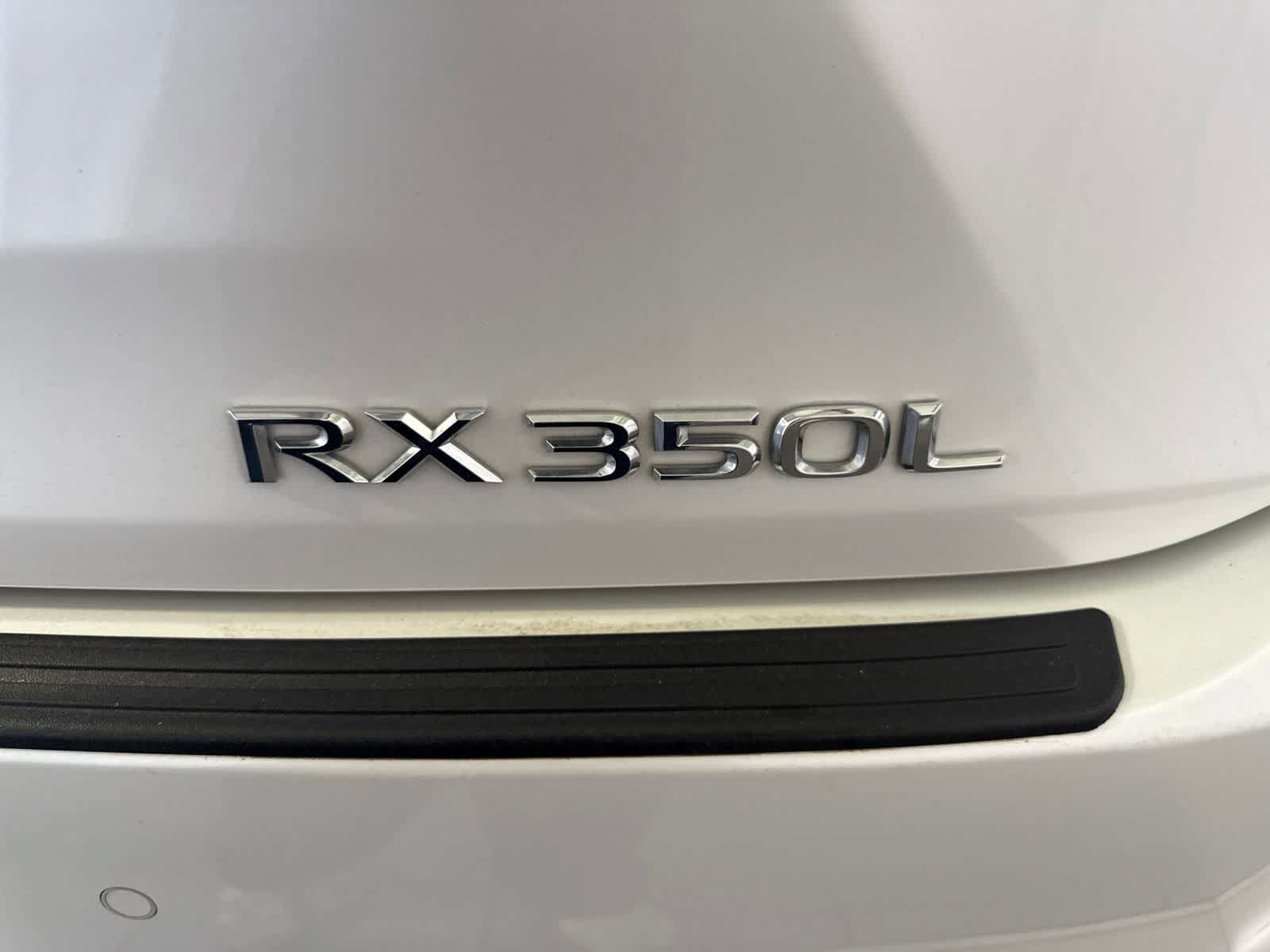 Used 2021 Lexus RX 350L FWD w/ Premium Package image 14