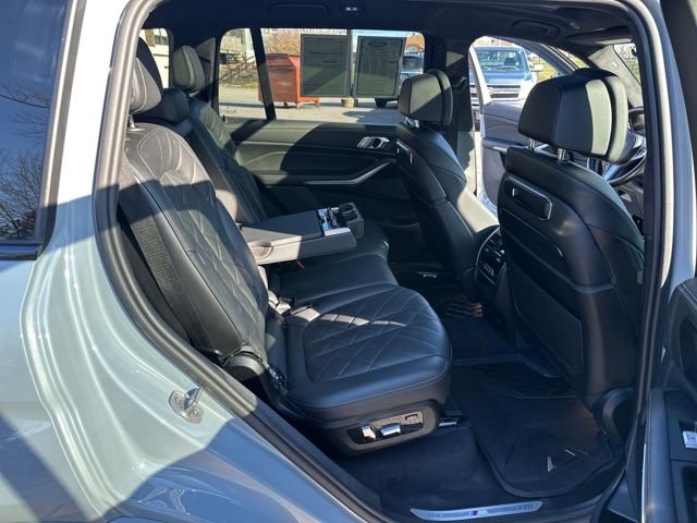 Used 2024 BMW X7 xDrive40i w/ M Sport Package image 44