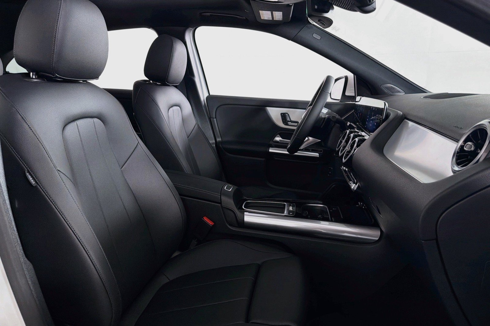New 2026 Mercedes-Benz GLA 250 image 13
