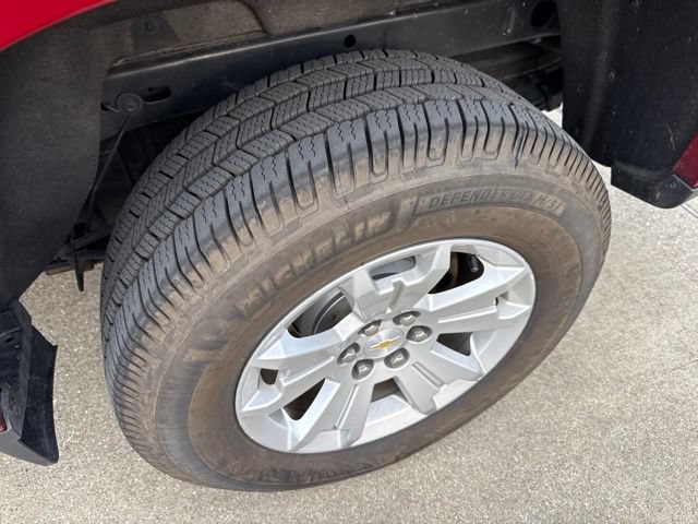 Used 2019 Chevrolet Colorado LT w/ LT Convenience Package RWD image 6